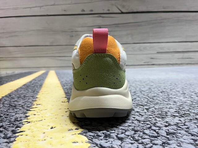 Sneakers Street Style