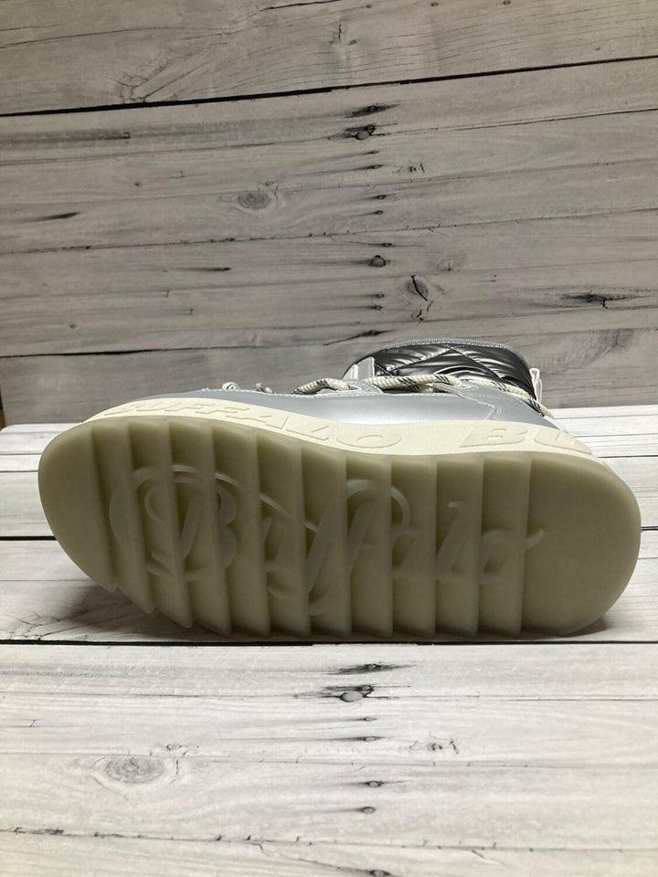 Moon Boot Buffalo