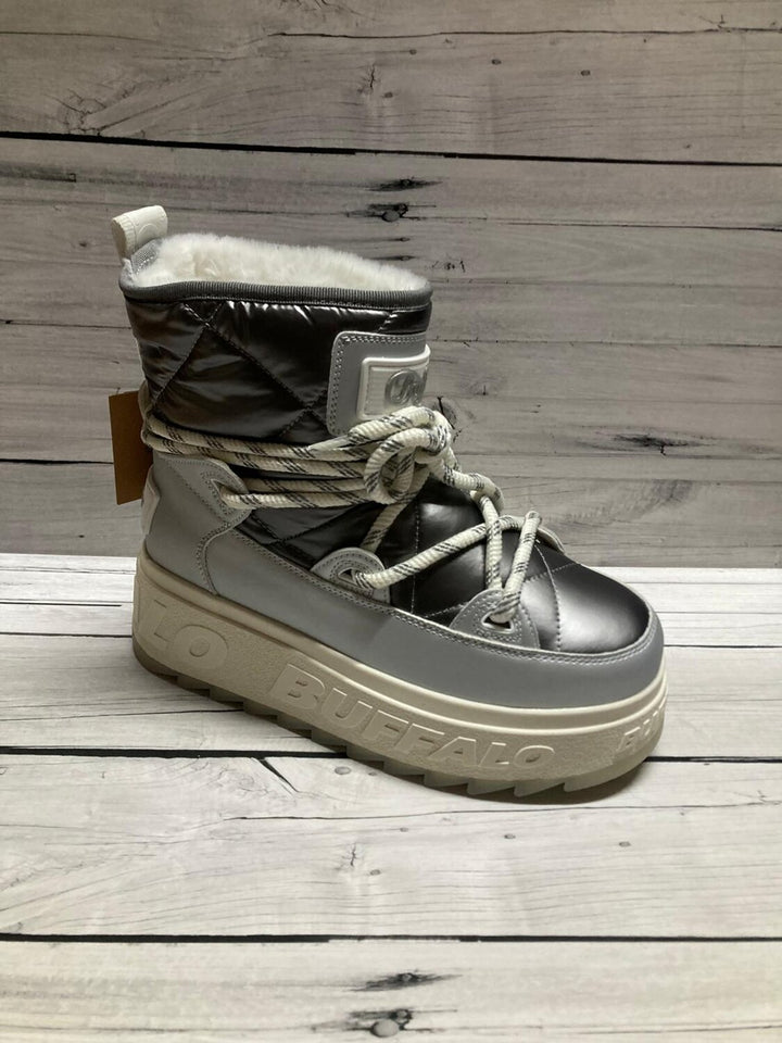 Moon Boot Buffalo