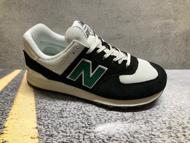 New Balance Sneakers