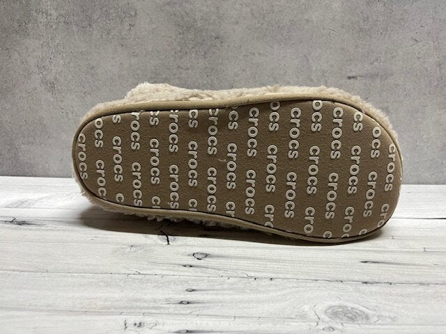 Slipper Crocs