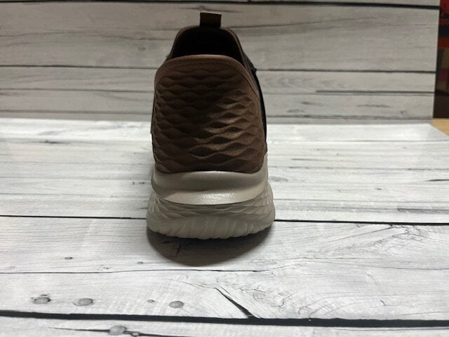Allacciate Skechers